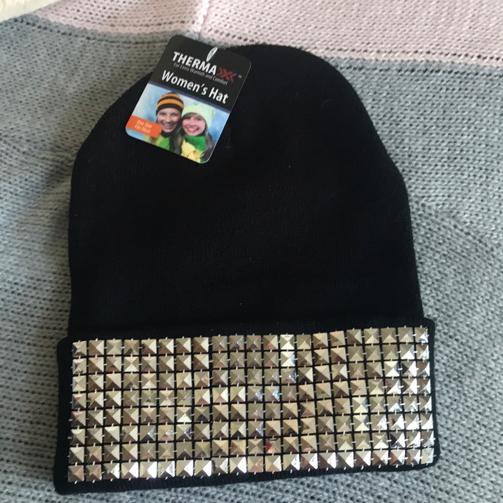 🧤☃️NWT ROCKSTAR HAT AND GLOVE SET!!☃️🧤 - Picture 6 of 8